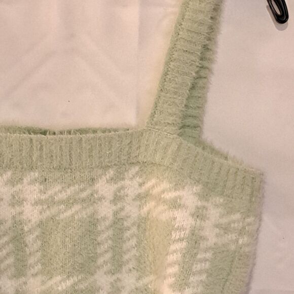 Pac Sun Kendall & Kylie Fuzzy Square Neck Tank Top - Size S NWT - Picture 7 of 16